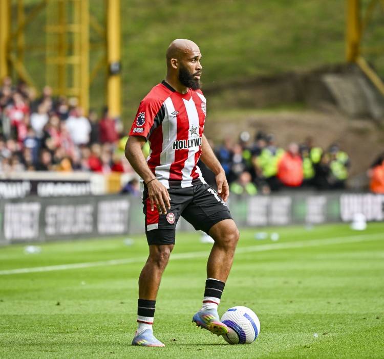 记者：曼联倾向姆贝莫浮动挂钩欧冠资格，布伦特福德希望基于表现